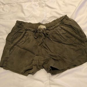 Cloth & Stone Army green shorts